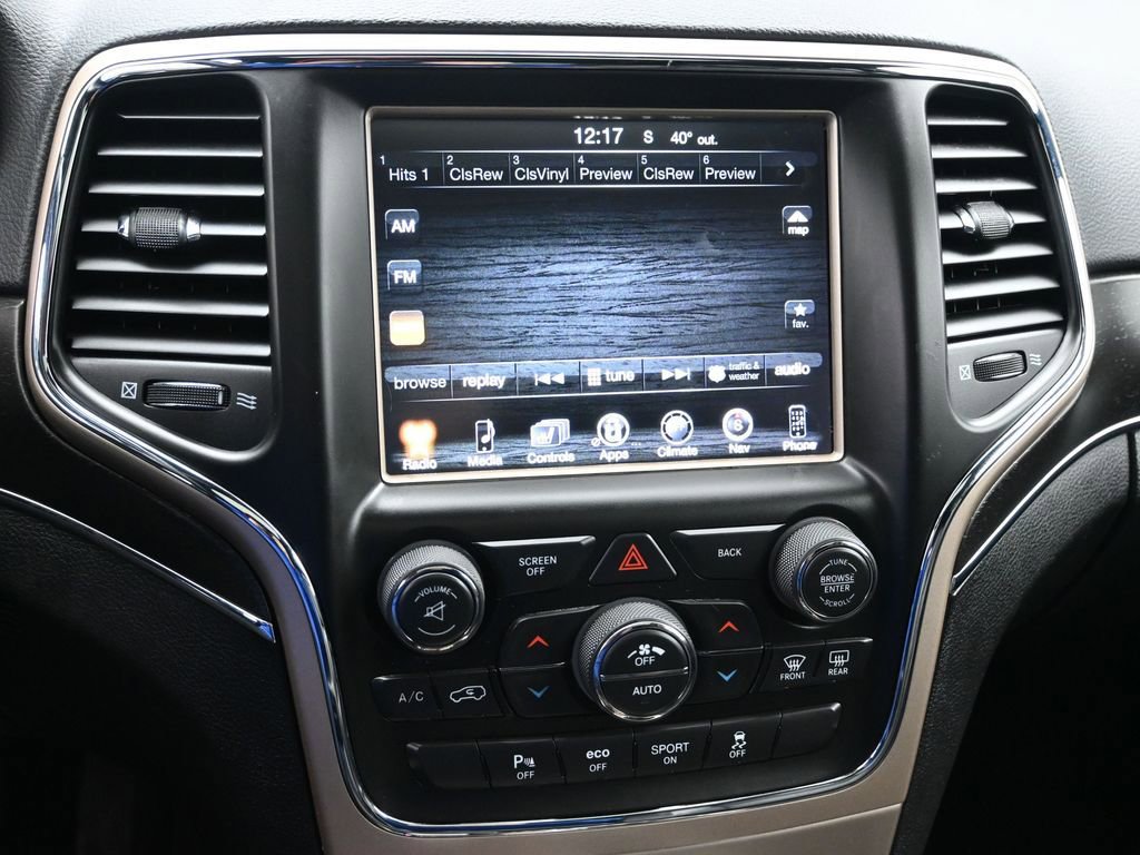 Used 2017 Jeep Grand Cherokee Limited image 14
