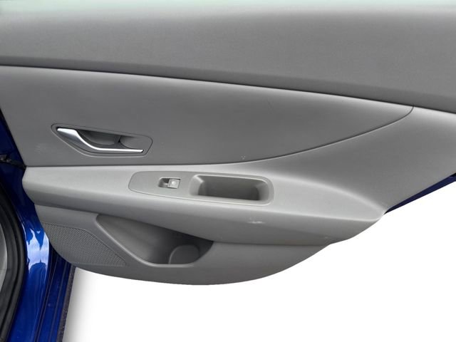 Used 2023 Hyundai Elantra SEL image 15