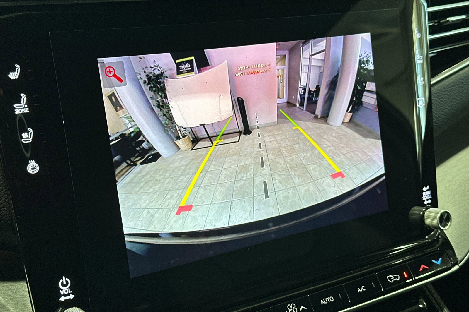 New 2025 Jeep Wagoneer 4WD image 22