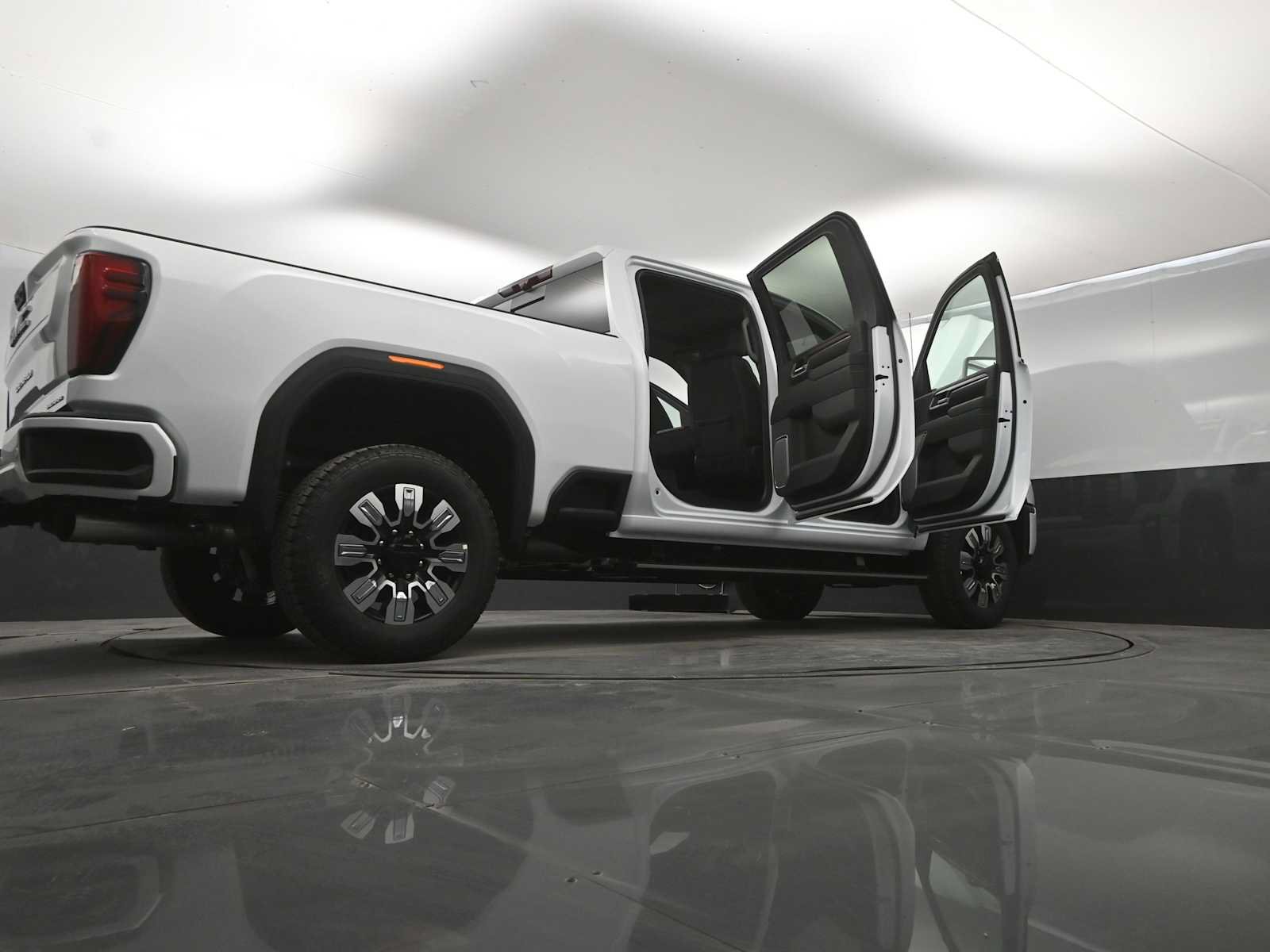 New 2026 GMC Sierra 2500 Denali w/ Denali Reserve Package AWD/4WD image 47