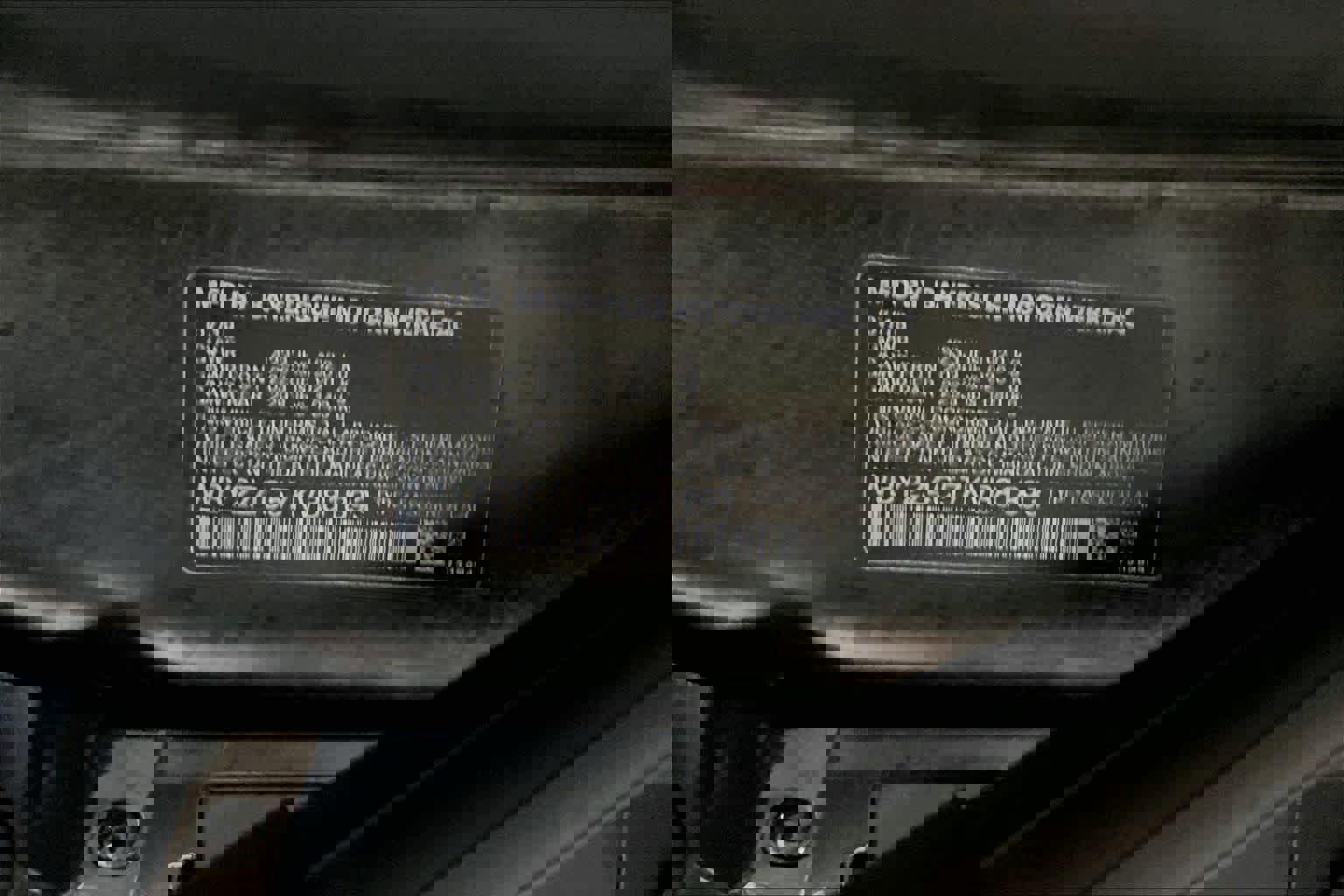 Used 2019 BMW i8 Coupe image 31