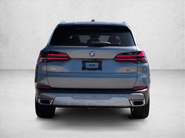 New 2026 BMW X5 xDrive40i w/ Premium Package AWD/4WD image 8