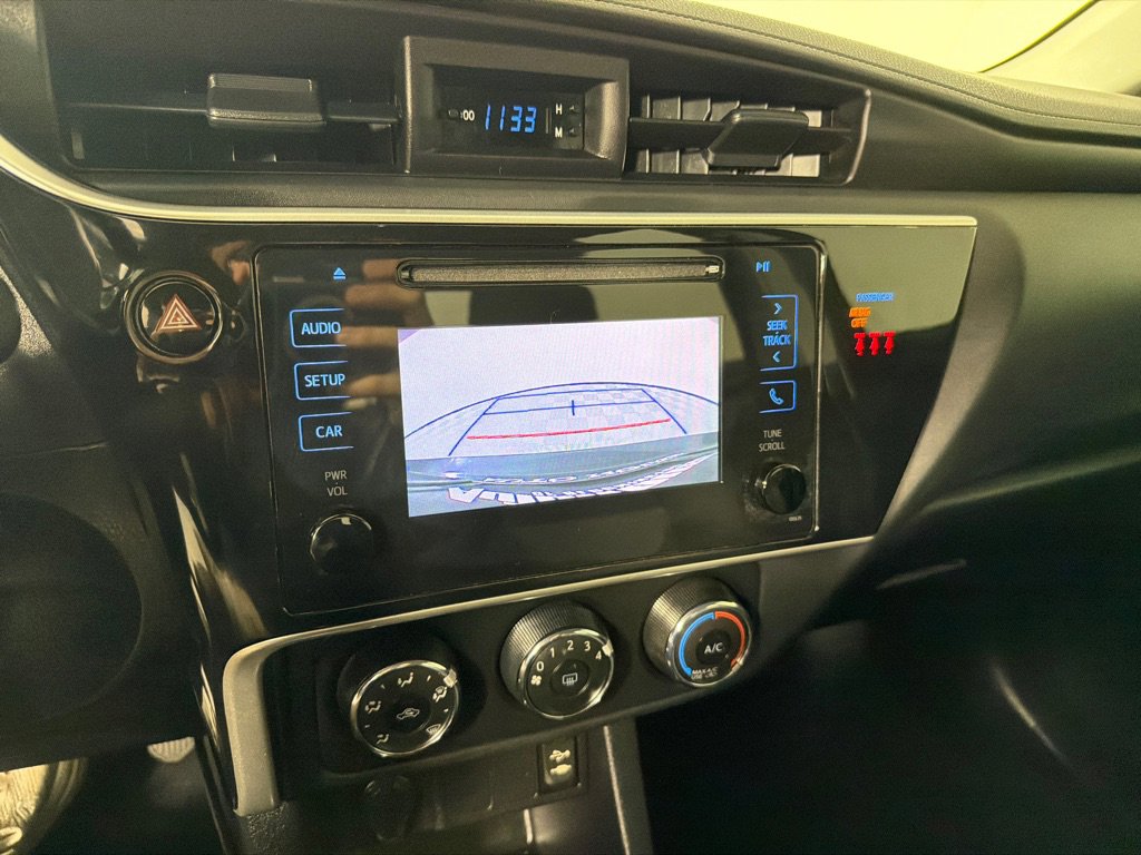 Used 2019 Toyota Corolla L image 16