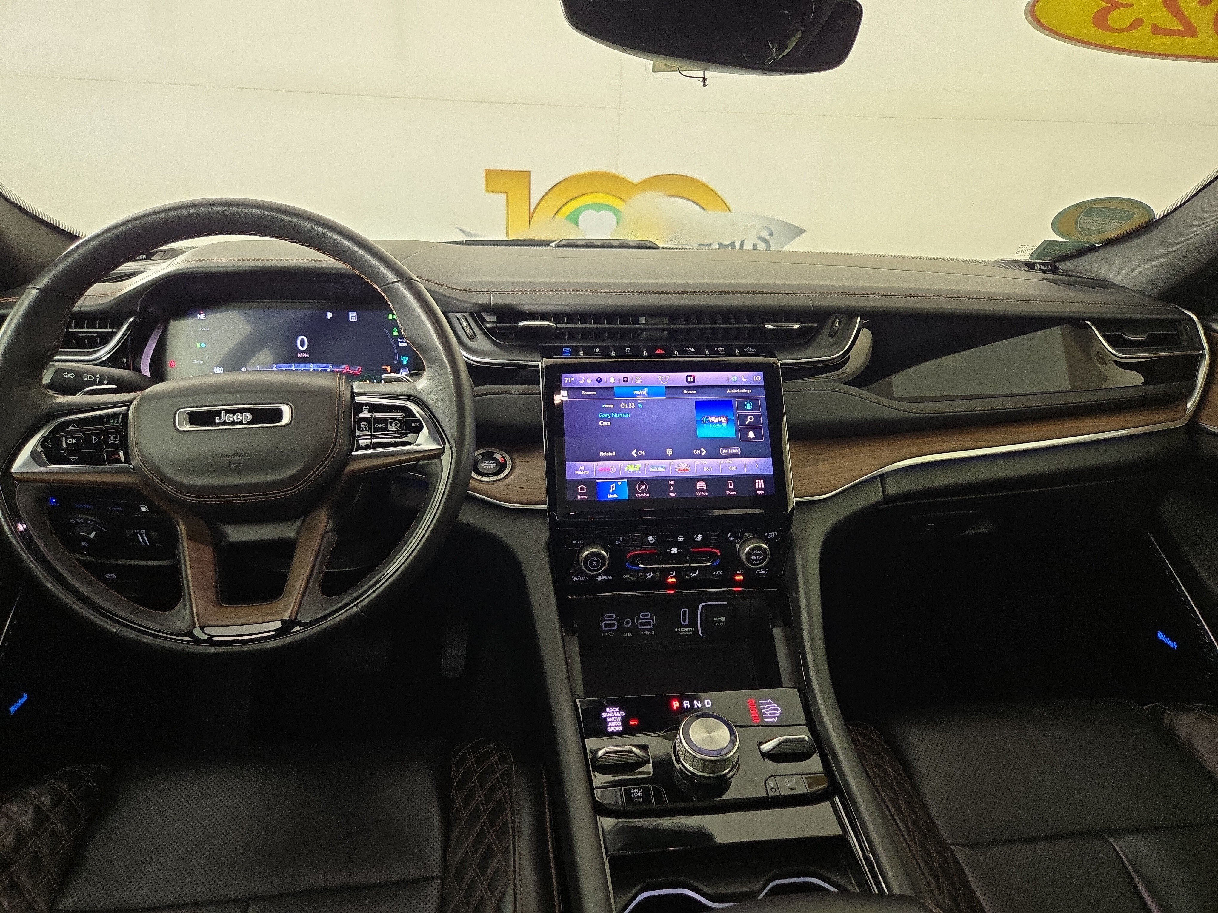 Used 2023 Jeep Grand Cherokee Summit w/ Luxury Tech Group V AWD/4WD image 13