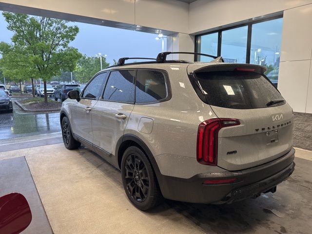 Certified 2022 Kia Telluride SX w/ SX Prestige Package AWD/4WD image 2