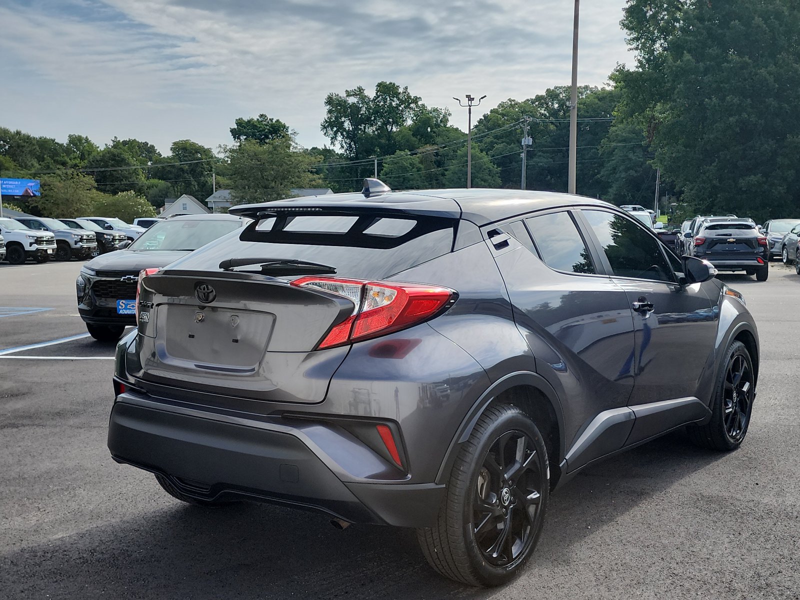 Used 2022 Toyota C-HR Nightshade FWD image 5