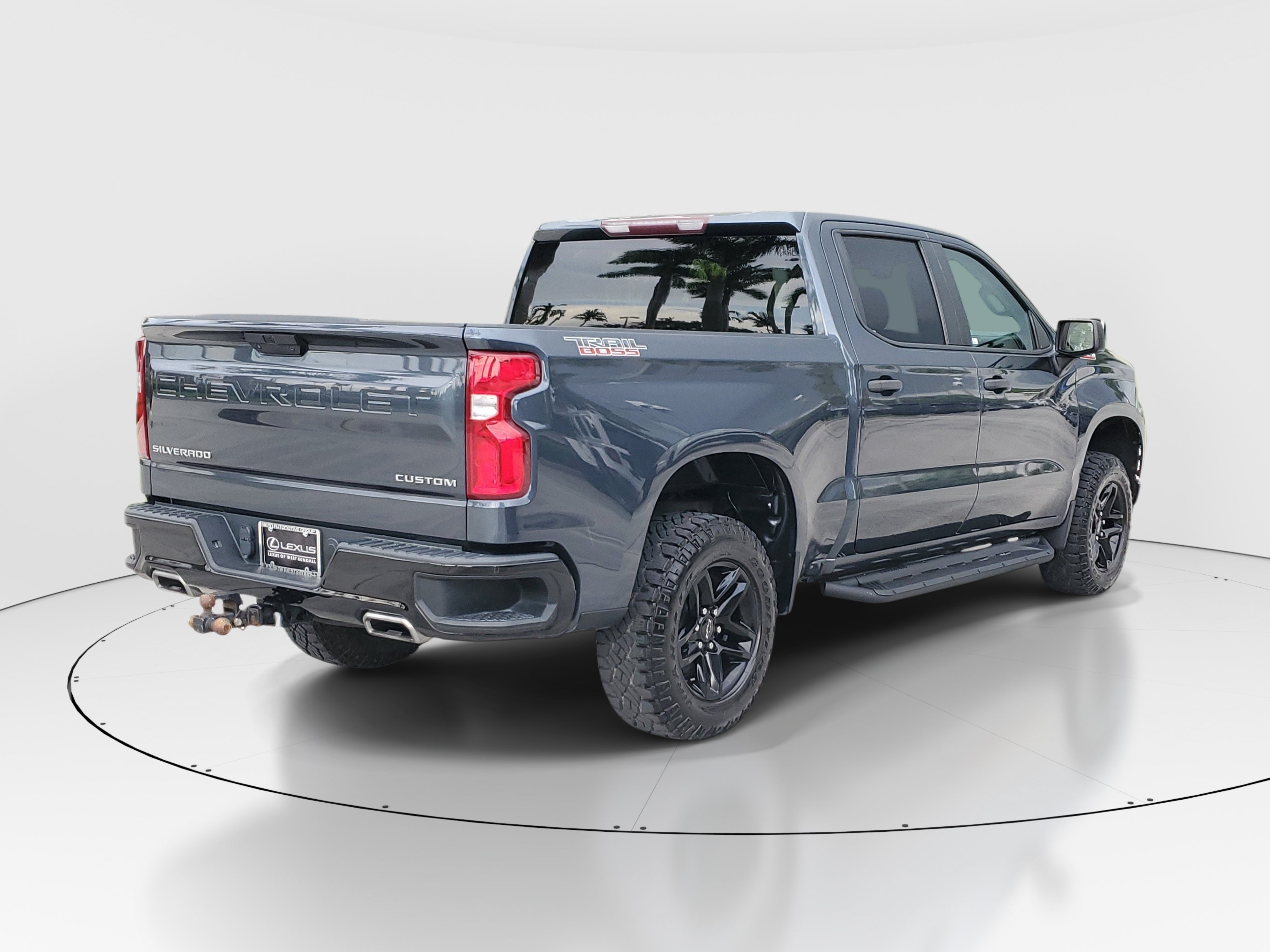 Used 2021 Chevrolet Silverado 1500 Custom Trail Boss AWD/4WD image 7