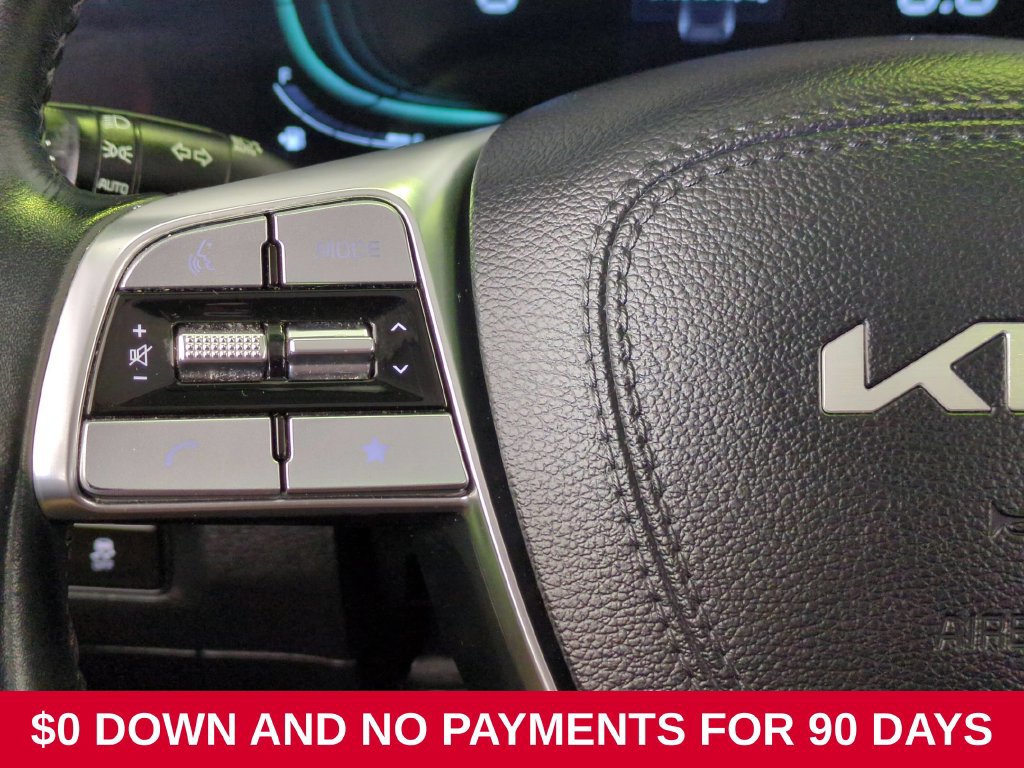 Used 2025 Kia Telluride S FWD image 21