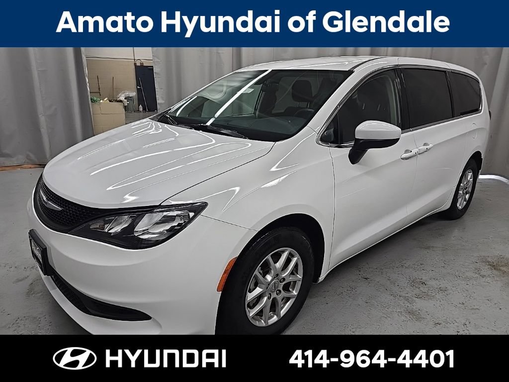 Used 2022 Chrysler Voyager LX