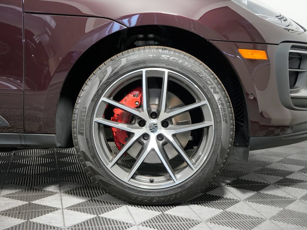 Used 2026 Porsche Macan S AWD/4WD image 16