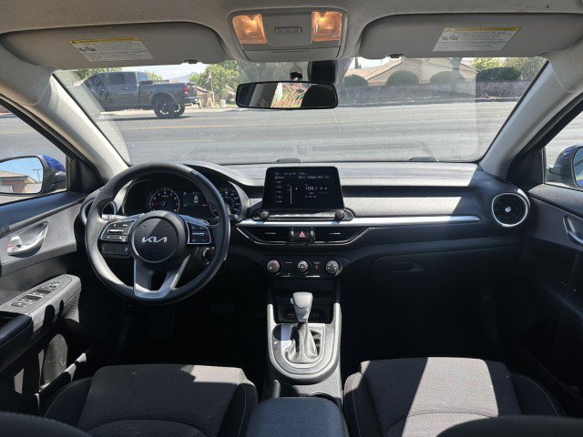Used 2022 Kia Forte LXS FWD image 17