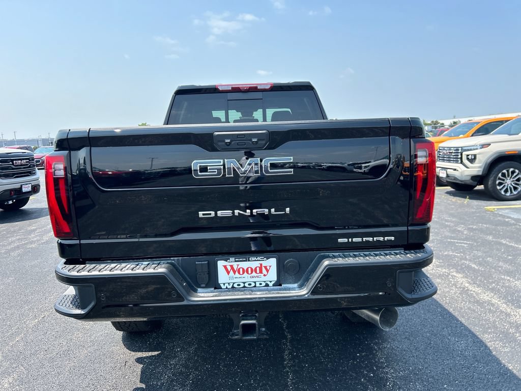 New 2026 GMC Sierra 2500 Denali Ultimate AWD/4WD image 9