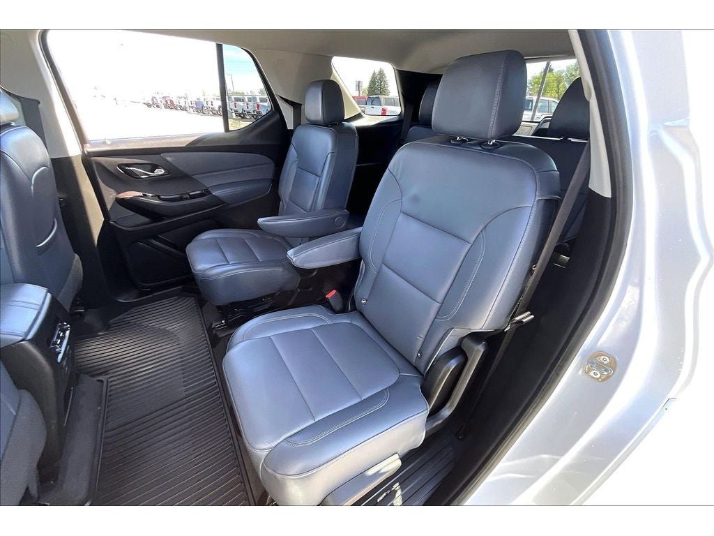 Used 2020 Chevrolet Traverse Premier AWD/4WD image 27