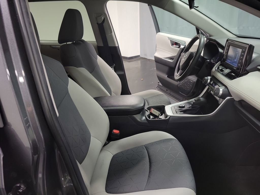 Used 2021 Toyota RAV4 XLE w/ Convenience Package AWD/4WD image 22