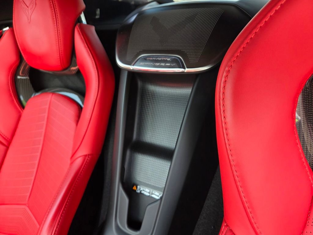 Used 2022 Chevrolet Corvette Stingray Preferred Cpe w/ Engine Appearance Package image 6