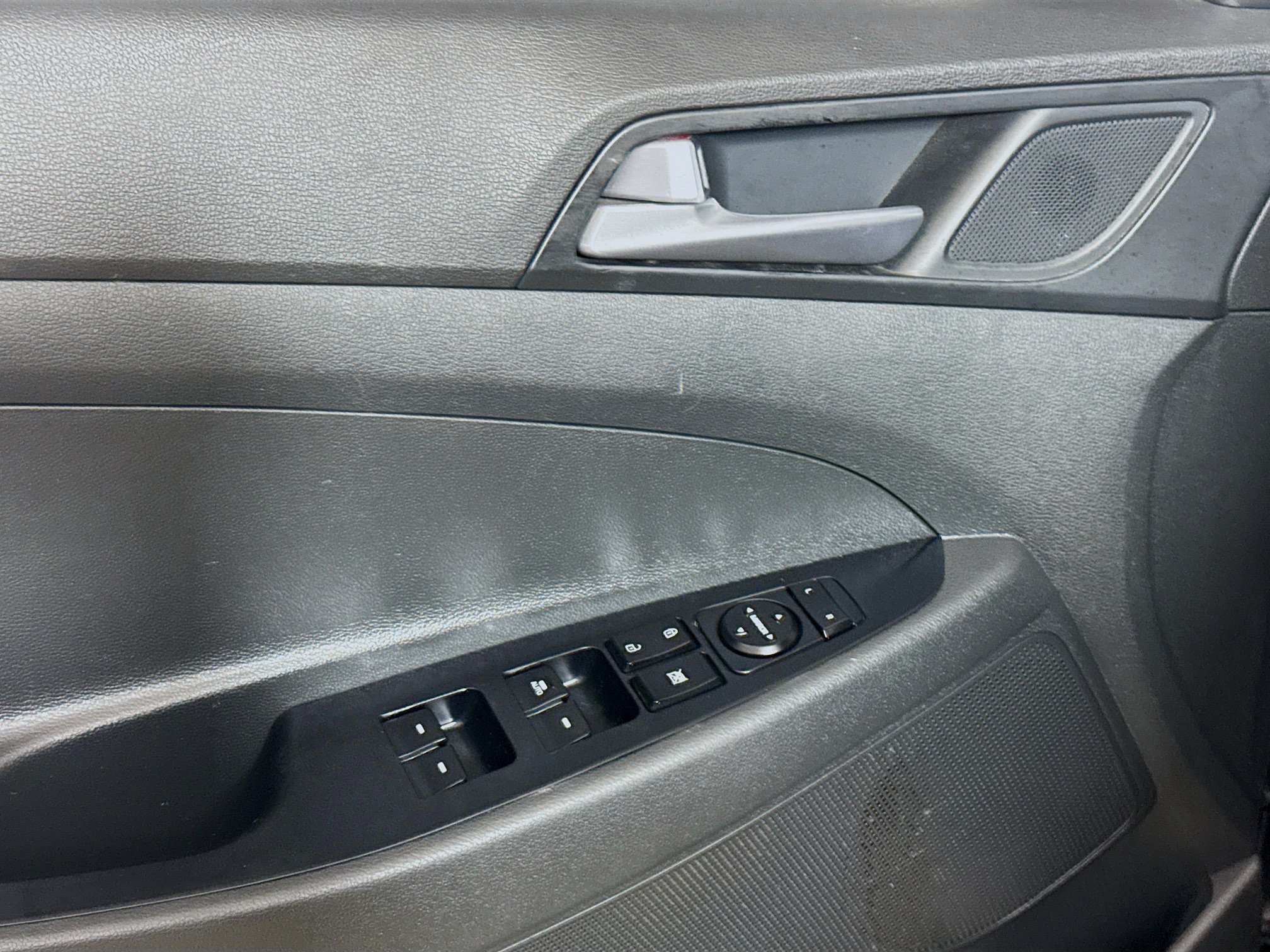 Used 2016 Hyundai Tucson SE w/ Option Group 02 FWD image 23