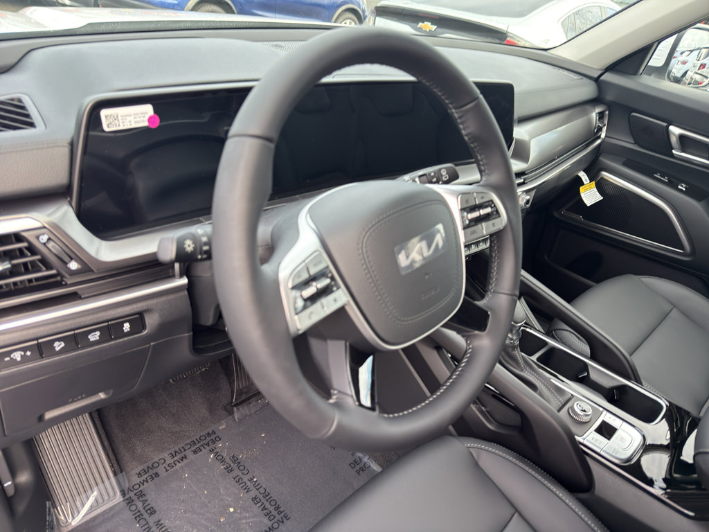 New 2025 Kia Telluride S image 11