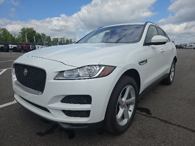 Used 2017 Jaguar F-PACE Premium AWD/4WD image 2