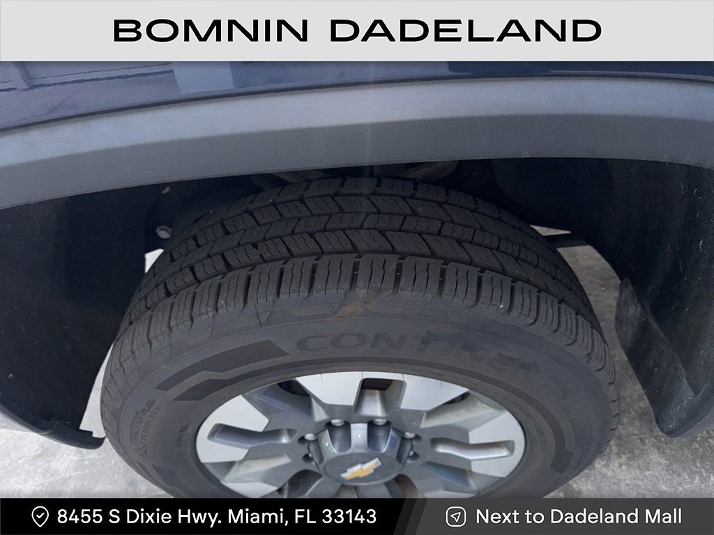Used 2022 Chevrolet Silverado 2500 Custom w/ Custom Convenience Package AWD/4WD image 11