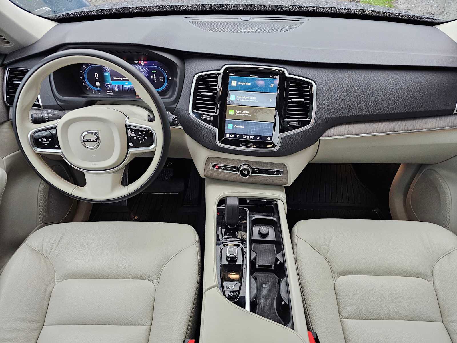 Used 2023 Volvo XC90 T8 Plus w/ Protection Package image 21