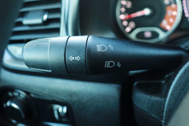 Used 2023 Jeep Renegade Latitude image 21