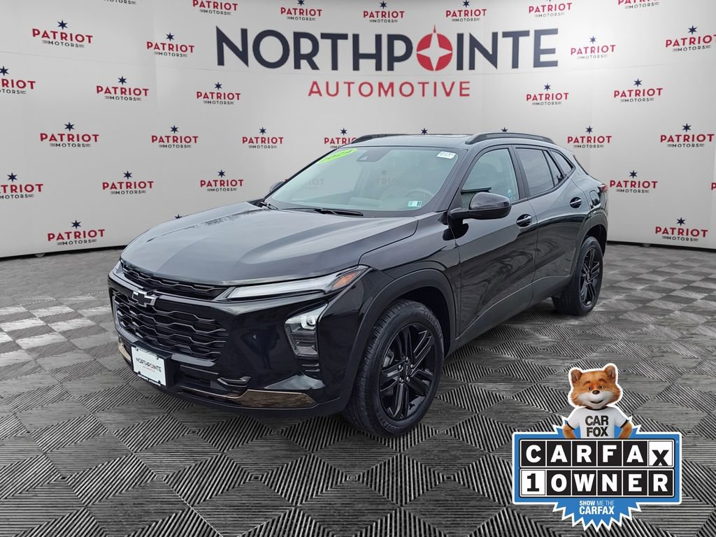 Used 2024 Chevrolet Trax ACTIV w/ Sunroof Package image 3