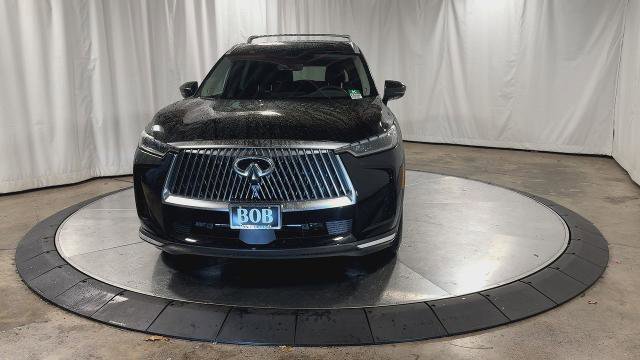 Certified 2026 INFINITI QX60 Luxe w/ Family Package AWD/4WD image 8