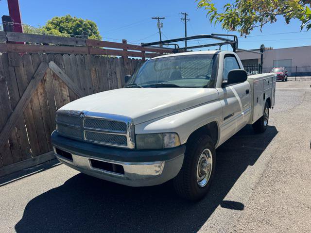 Used 2001 Dodge Ram 2500 Truck 2WD Regular Cab image 2