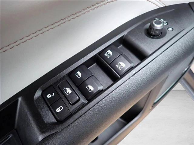 Used 2022 Jeep Compass Limited AWD/4WD image 14
