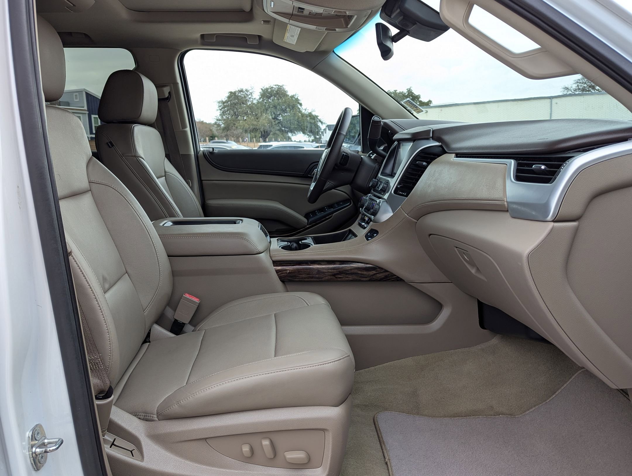 Used 2016 GMC Yukon SLT w/ Open Road Package image 28