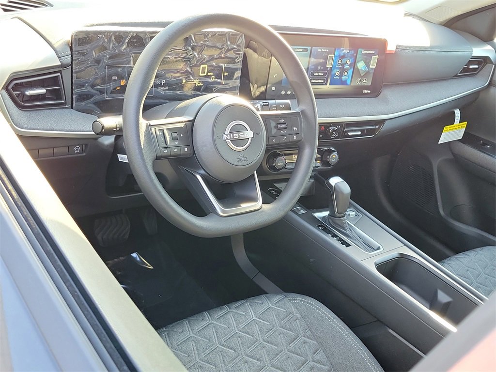 New 2026 Nissan Kicks SV image 5