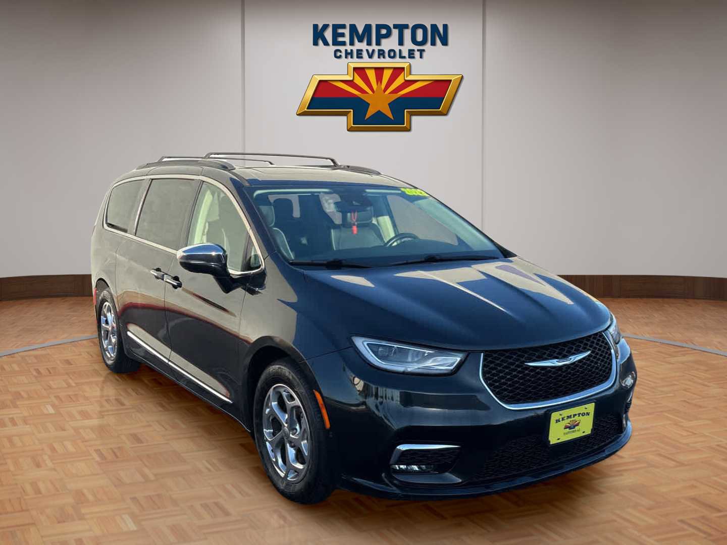 Used 2022 Chrysler Pacifica Limited FWD image 8