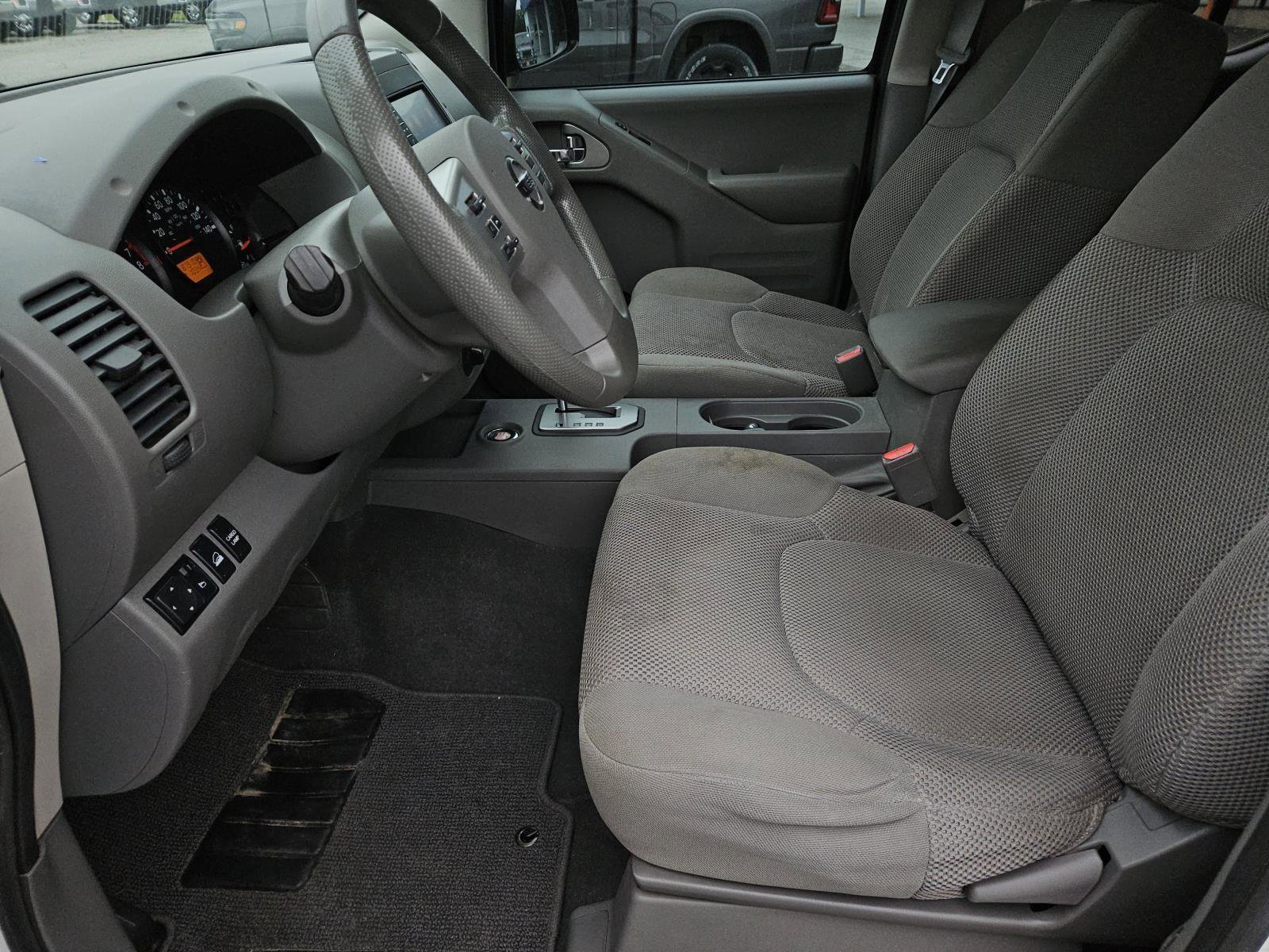 Used 2021 Nissan Frontier SV AWD/4WD image 23
