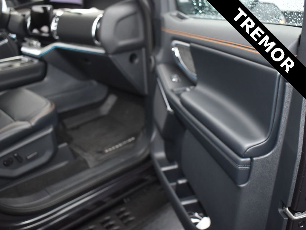 New 2025 Ford Expedition Tremor image 17