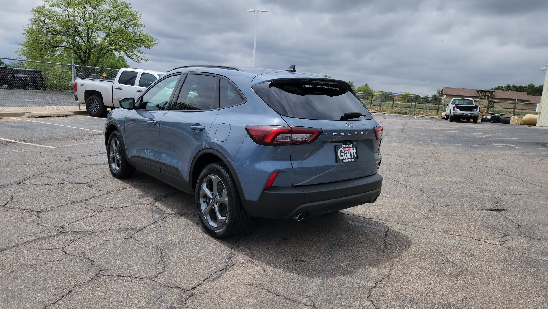 Certified 2025 Ford Escape ST-Line Select AWD/4WD image 9