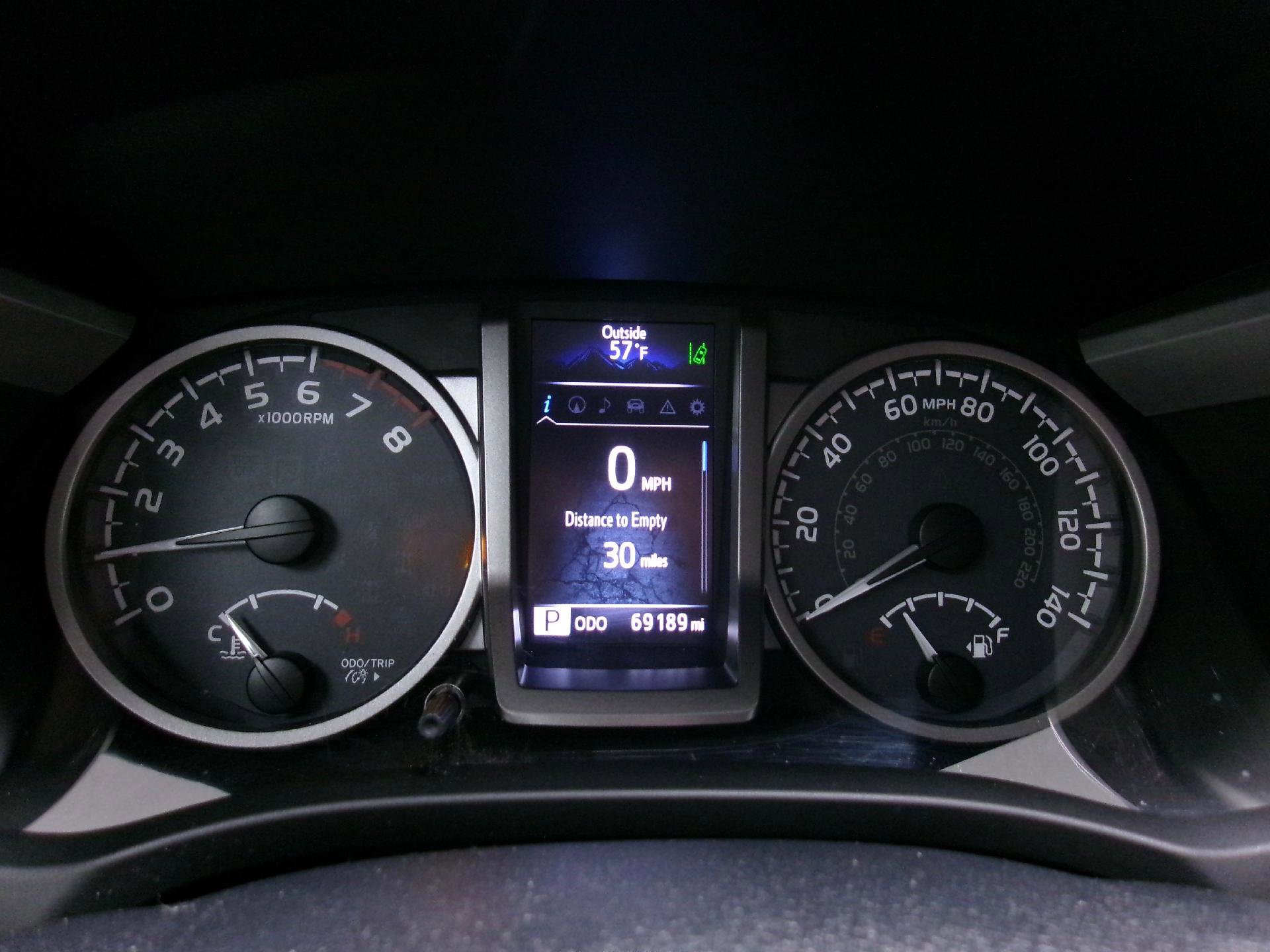 Used 2018 Toyota Tacoma SR5 image 8