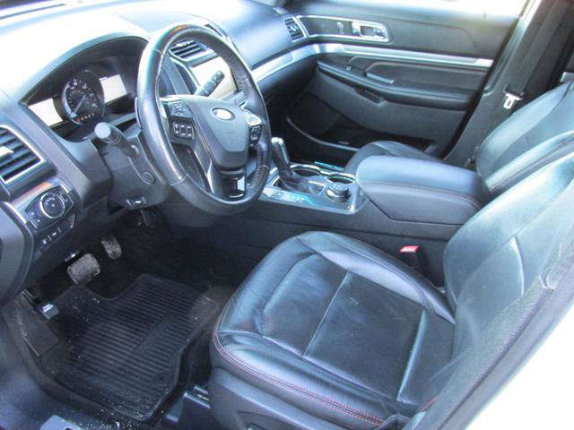 Used 2016 Ford Explorer Sport w/ Equipment Group 401A image 9