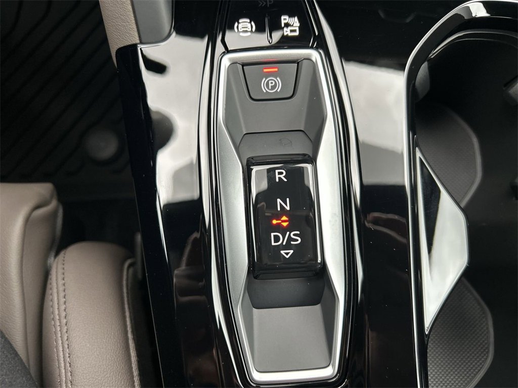 New 2025 Audi Q5 Premium Plus image 23