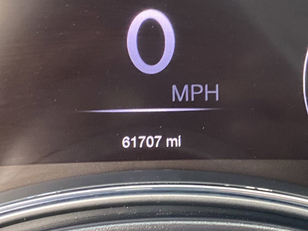 Used 2018 Jeep Grand Cherokee Limited image 27