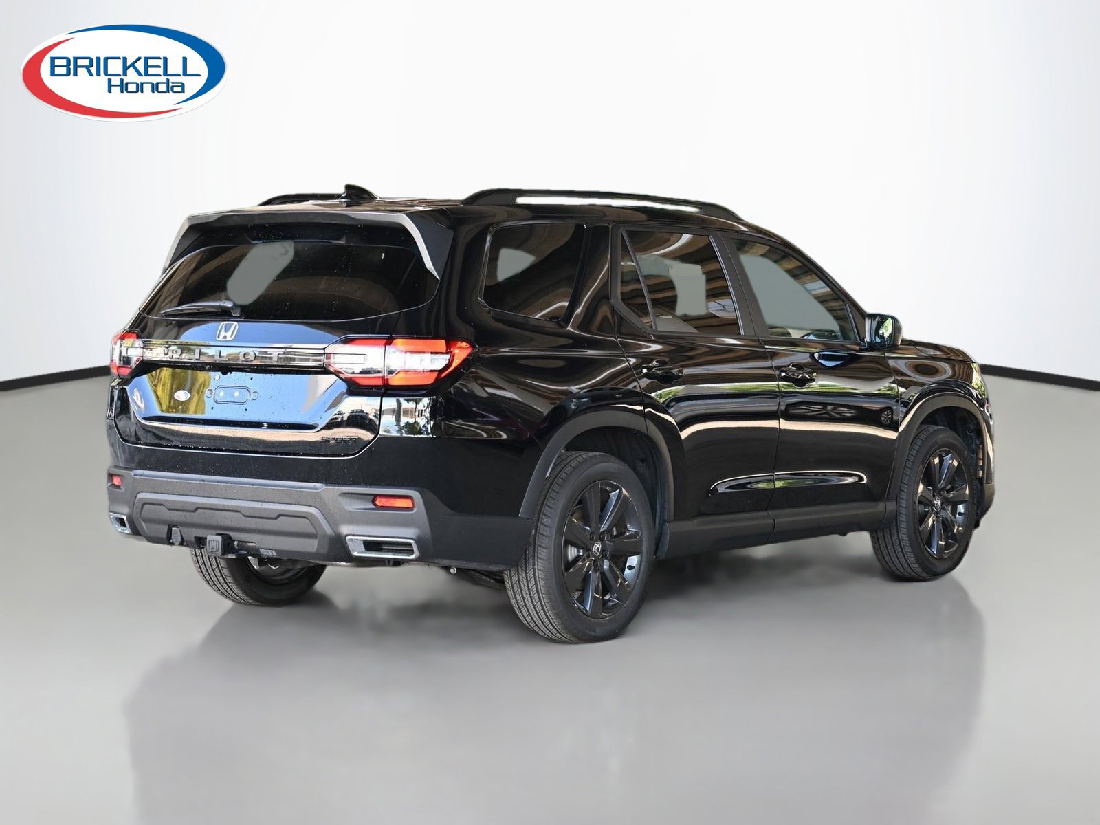 New 2026 Honda Pilot Sport image 5