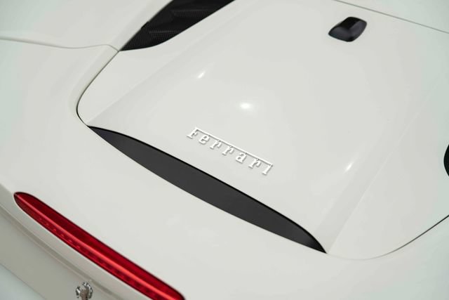 Used 2018 Ferrari 488 Spider RWD image 34