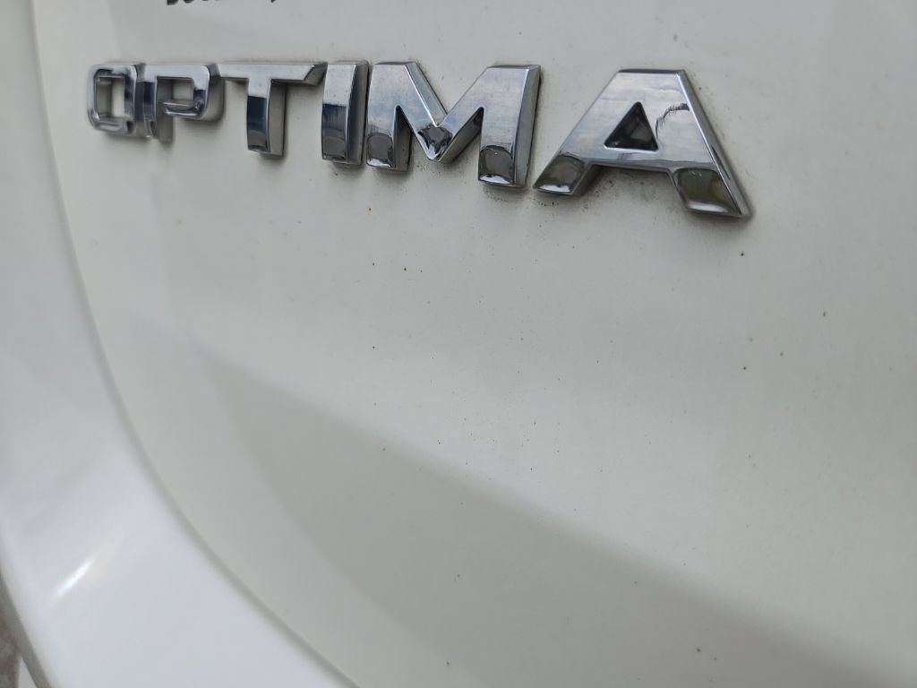 Used 2015 Kia Optima LX FWD image 10