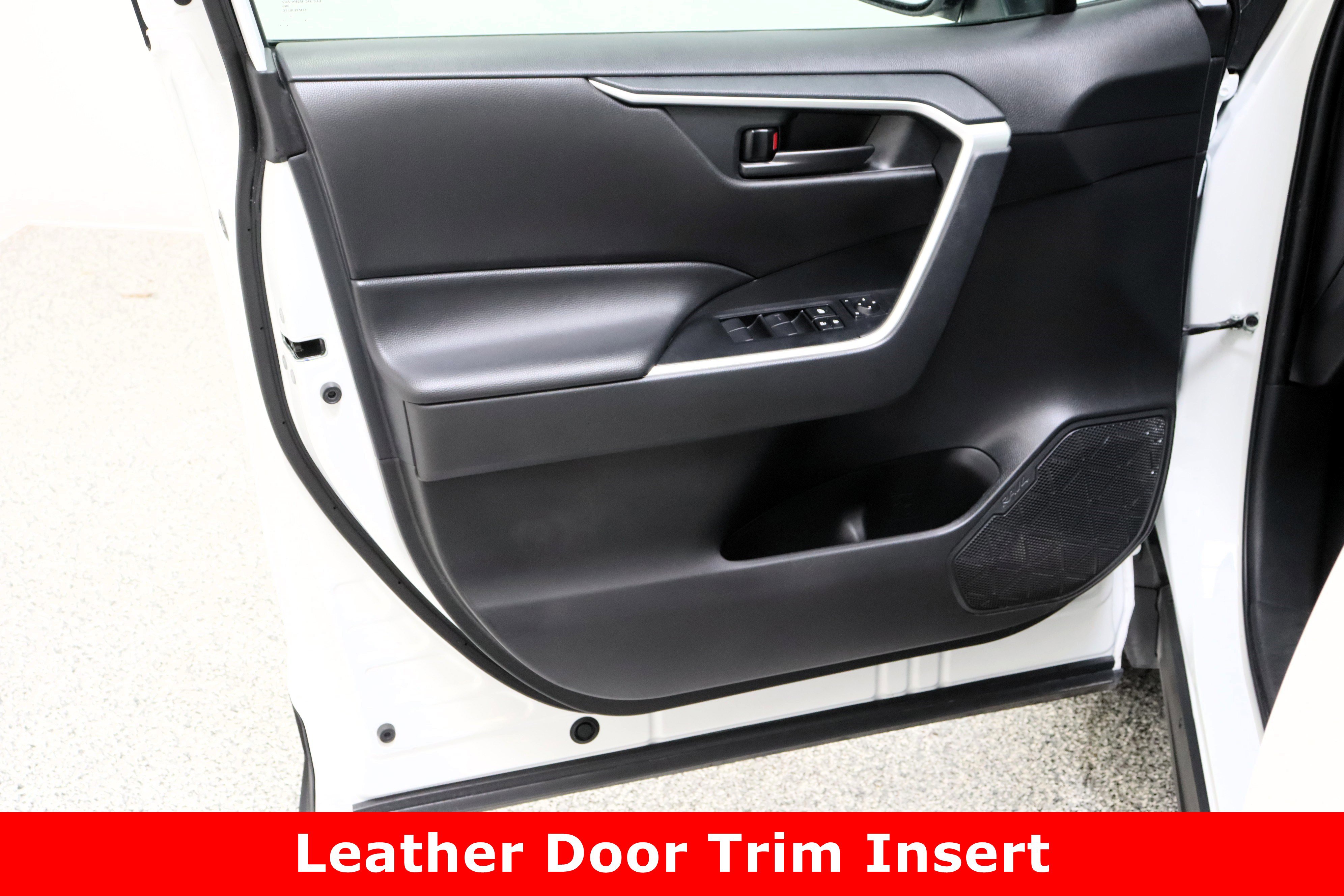 Used 2024 Toyota RAV4 LE AWD/4WD image 12