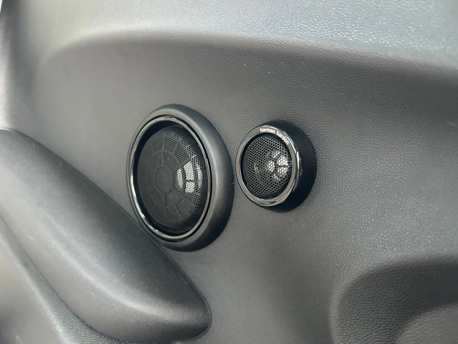 Used 2023 MINI Cooper SE image 55