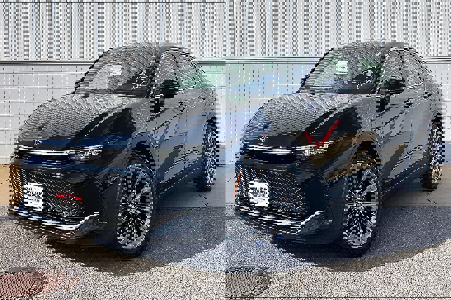 New 2026 Toyota Crown Limited w/ Advanced Technology Package image 2