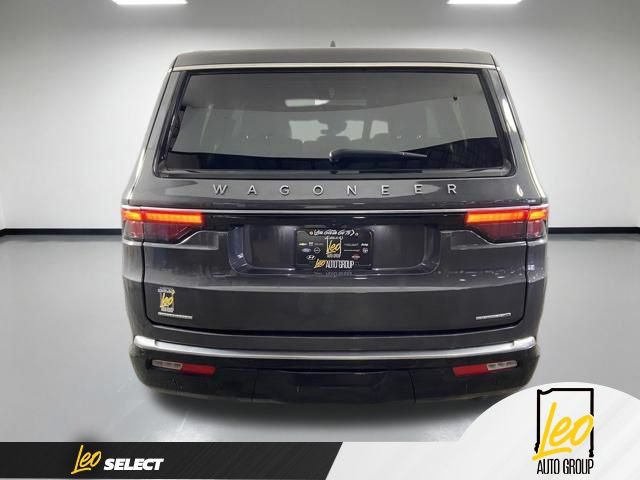 Used 2022 Jeep Wagoneer Series I w/ Premium Group I AWD/4WD image 8