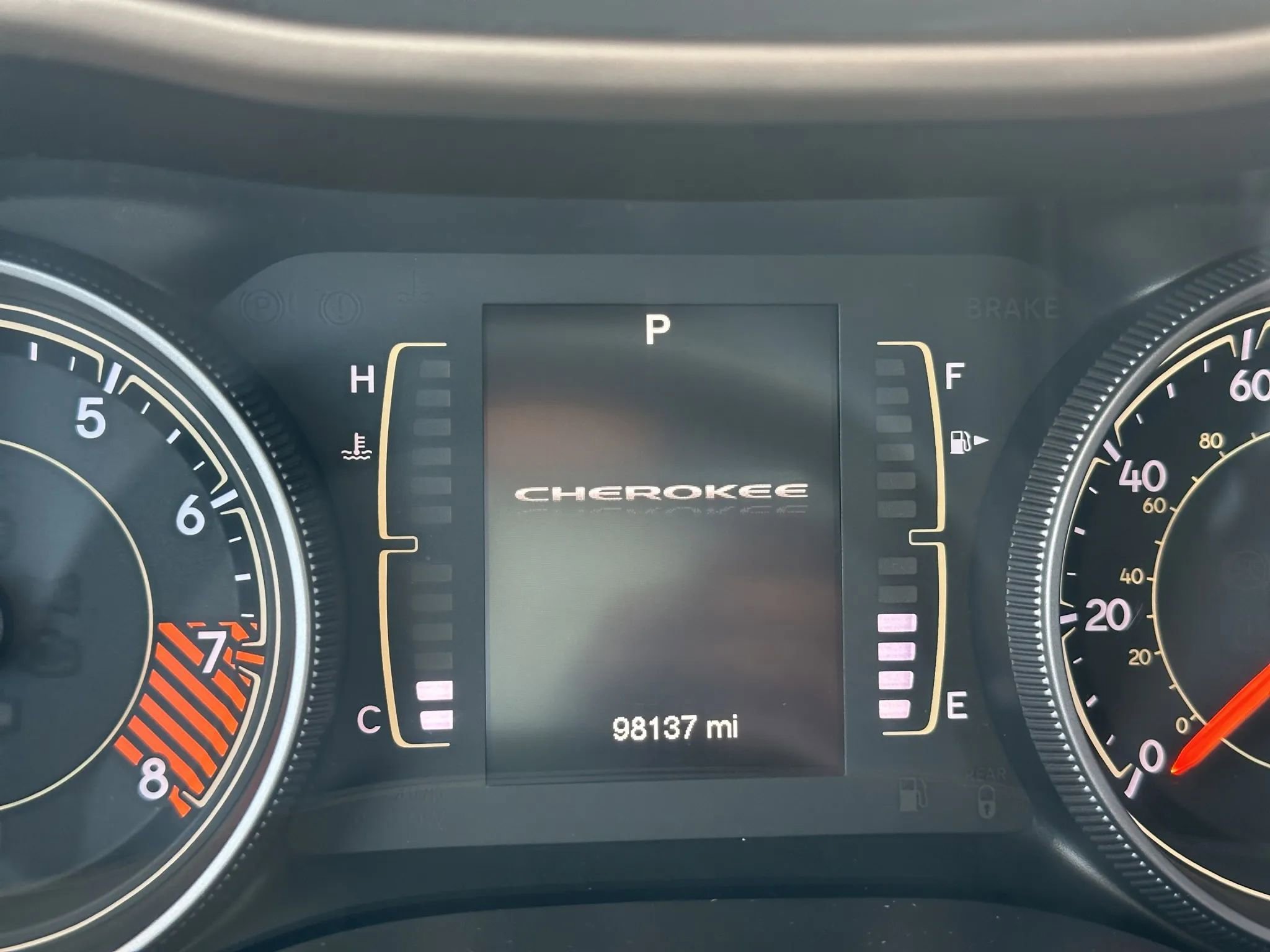 Used 2015 Jeep Cherokee Latitude w/ Cold Weather Group image 18