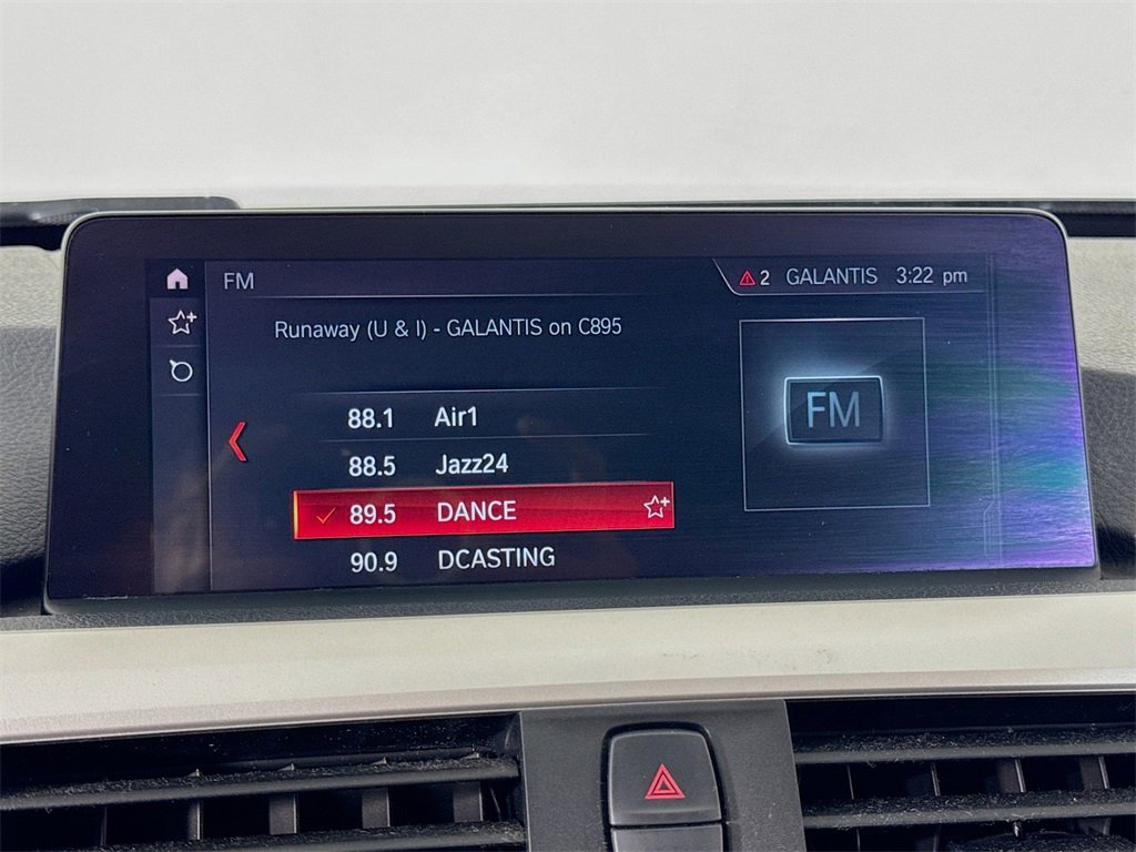 Used 2018 BMW 320i xDrive Sedan image 21