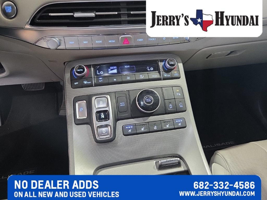 Used 2021 Hyundai Palisade Limited w/ Cargo Package FWD image 14