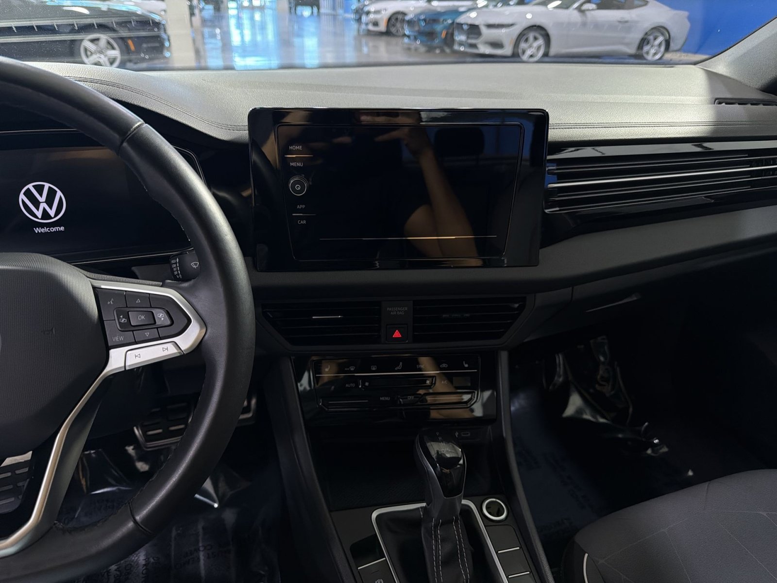 Used 2025 Volkswagen Jetta Sport FWD image 19